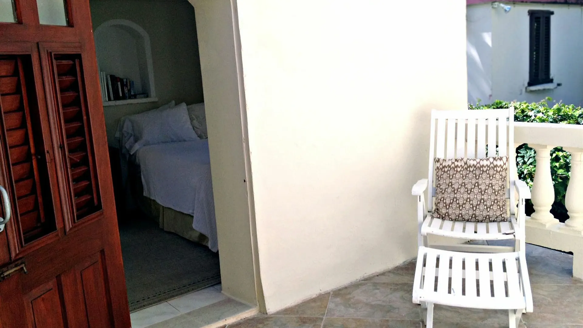 Round House Hotell Bathsheba